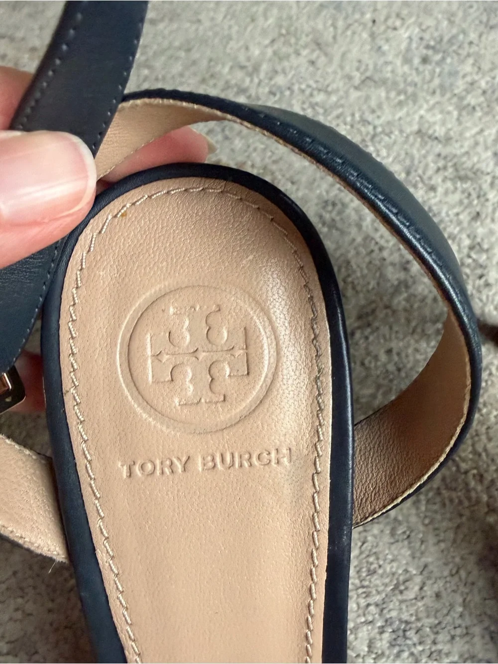 Tory Burch Elana 85 mm Strappy Sandal size 5.5 Navy/Black